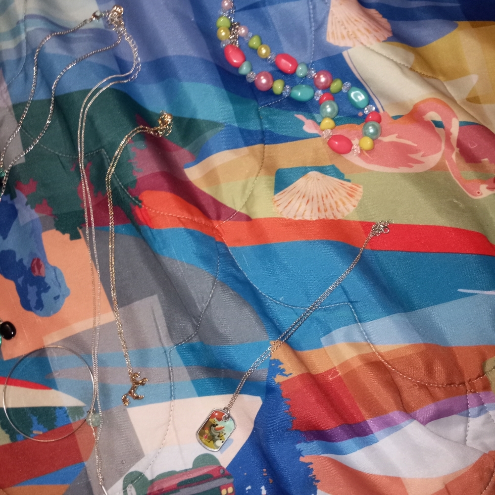 Assorted jewelry some handmade!!